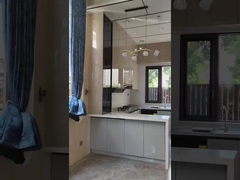 가늘고 기능적인 부엌 캐비닛